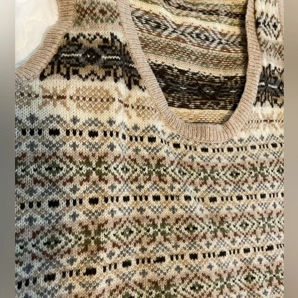 2000s Gap Fair Isle Sweater Vest, 100% wool; Read Measurements! - Picture 5 of 7